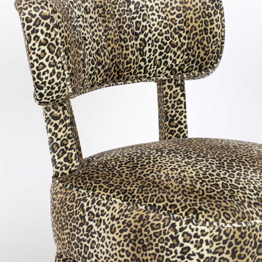 Bold Monkey Claws Out Chair Panther