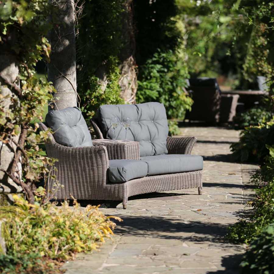 4 Seasons Outdoor Valentine Love Seat With 4 Cushions In Pure