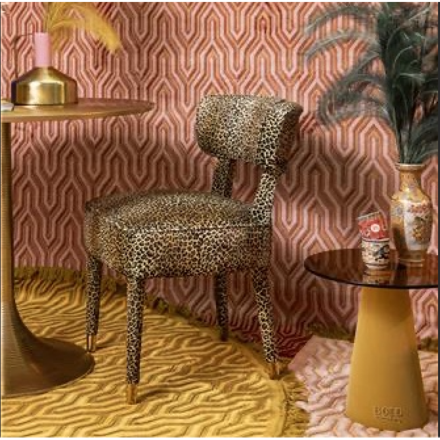 Lifestyle Bold Monkey Claws Out Chair Panther