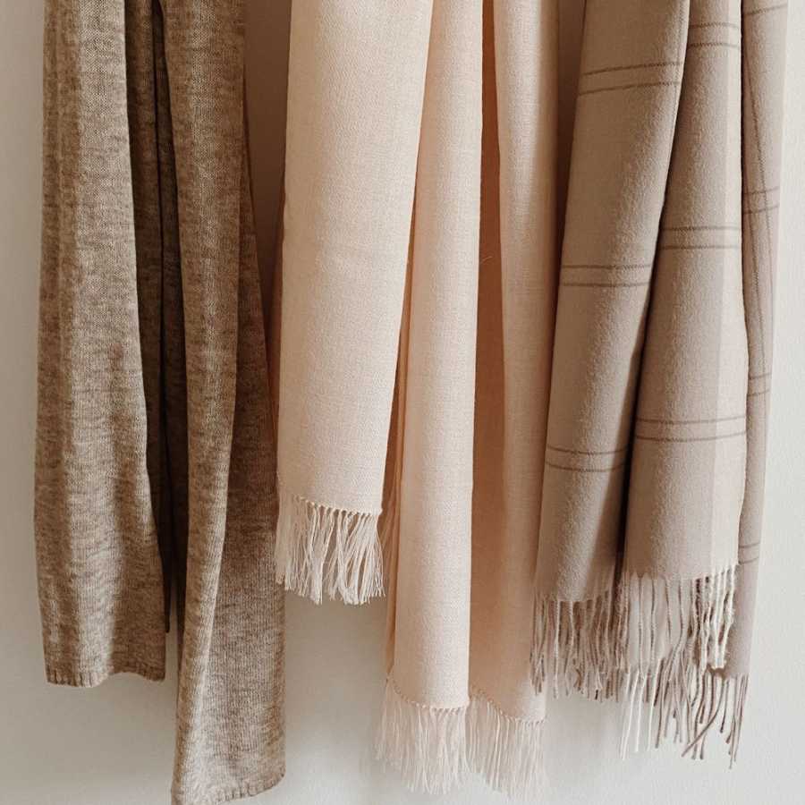 Elvang Traveller Scarf - Nude & Ivory Melange