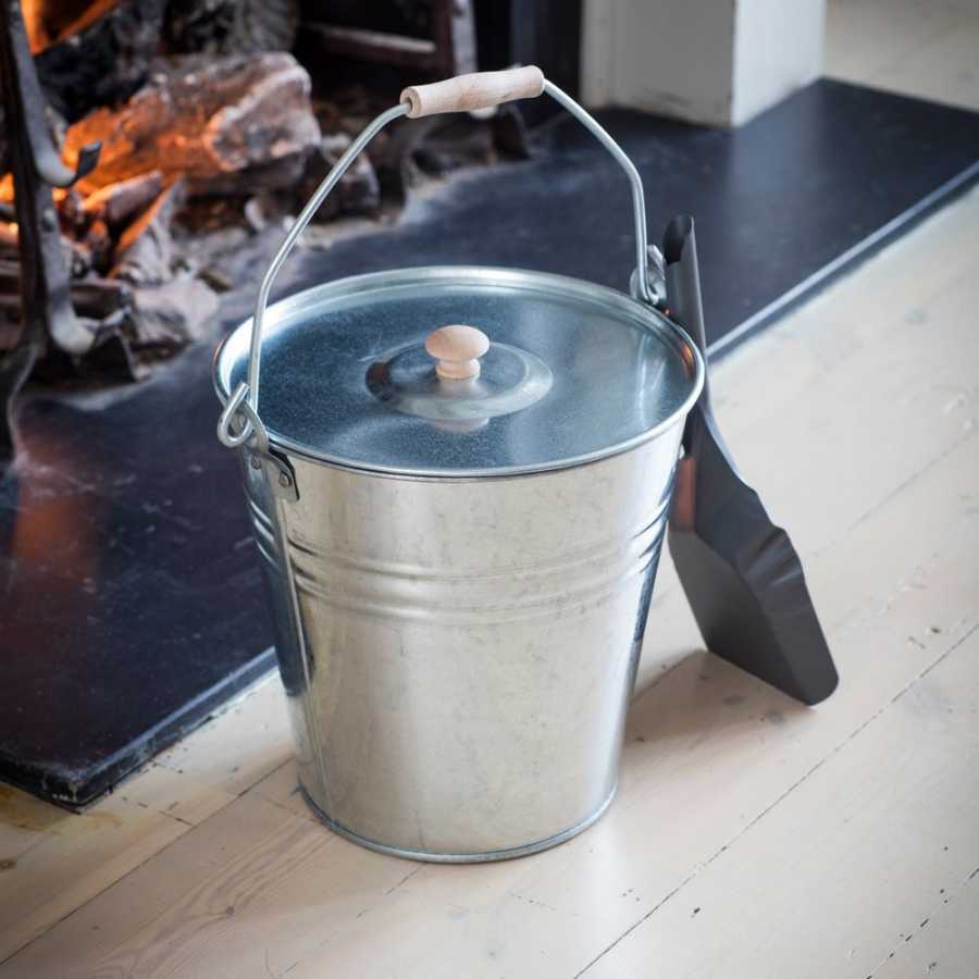 Garden Trading Steel Fireside Bucket - Galvanised