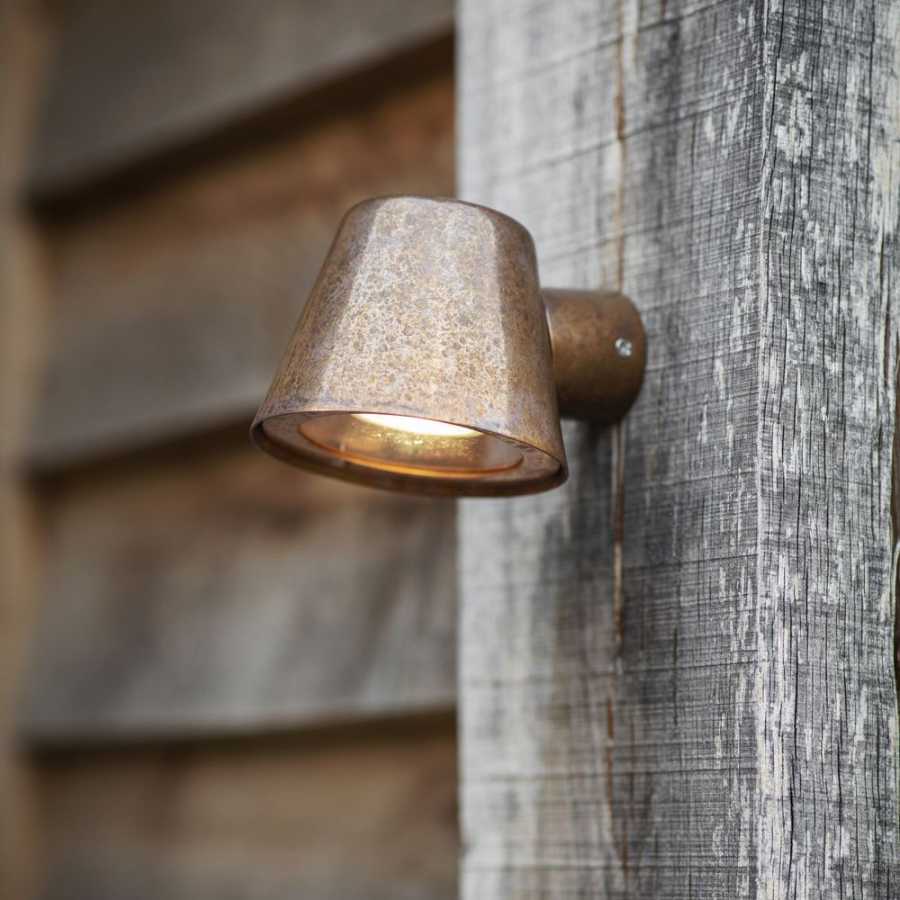 Garden Trading Regent Mast Outdoor Wall Light - Copper
