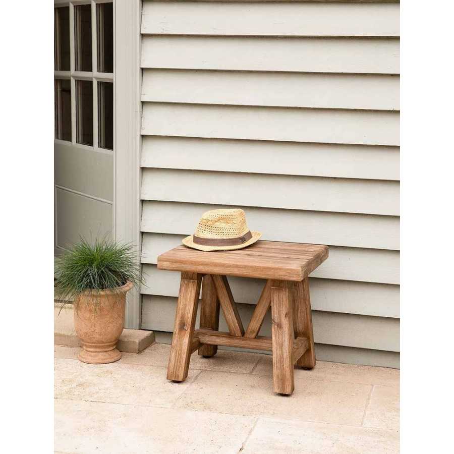 Garden Trading Chilford Outdoor Stool - Natural