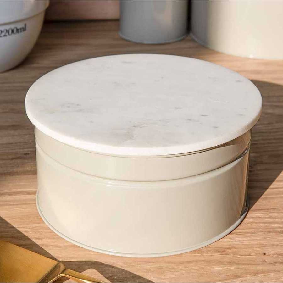 Garden Trading Brompton Cake Tin - Clay - Small