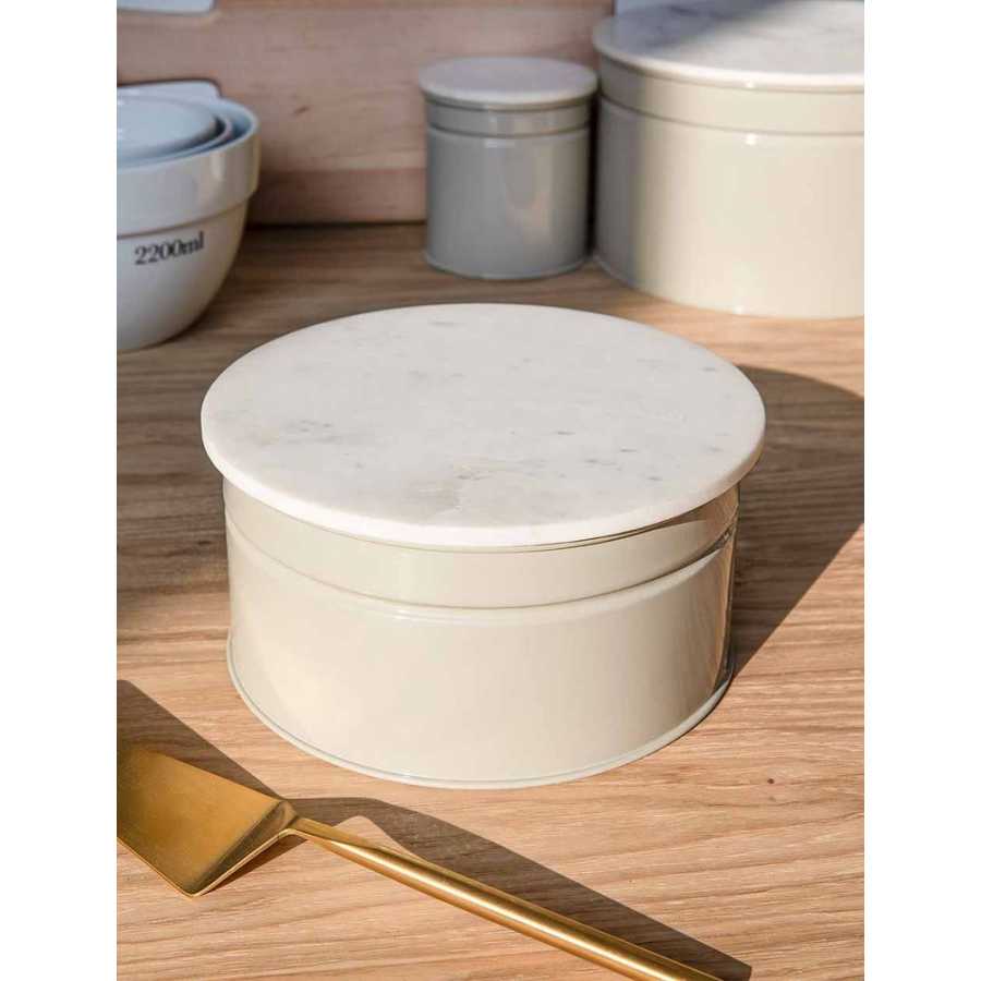 Garden Trading Brompton Cake Tin - Clay - Small