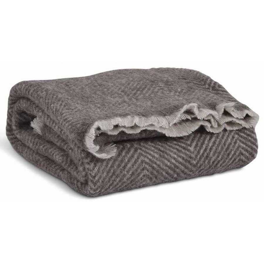 Garden Trading Leigh Diamond Throw