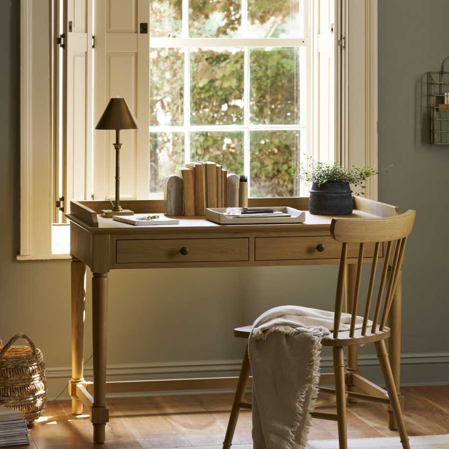 Garden Trading Kelmscot Table Lamp Antique Brass