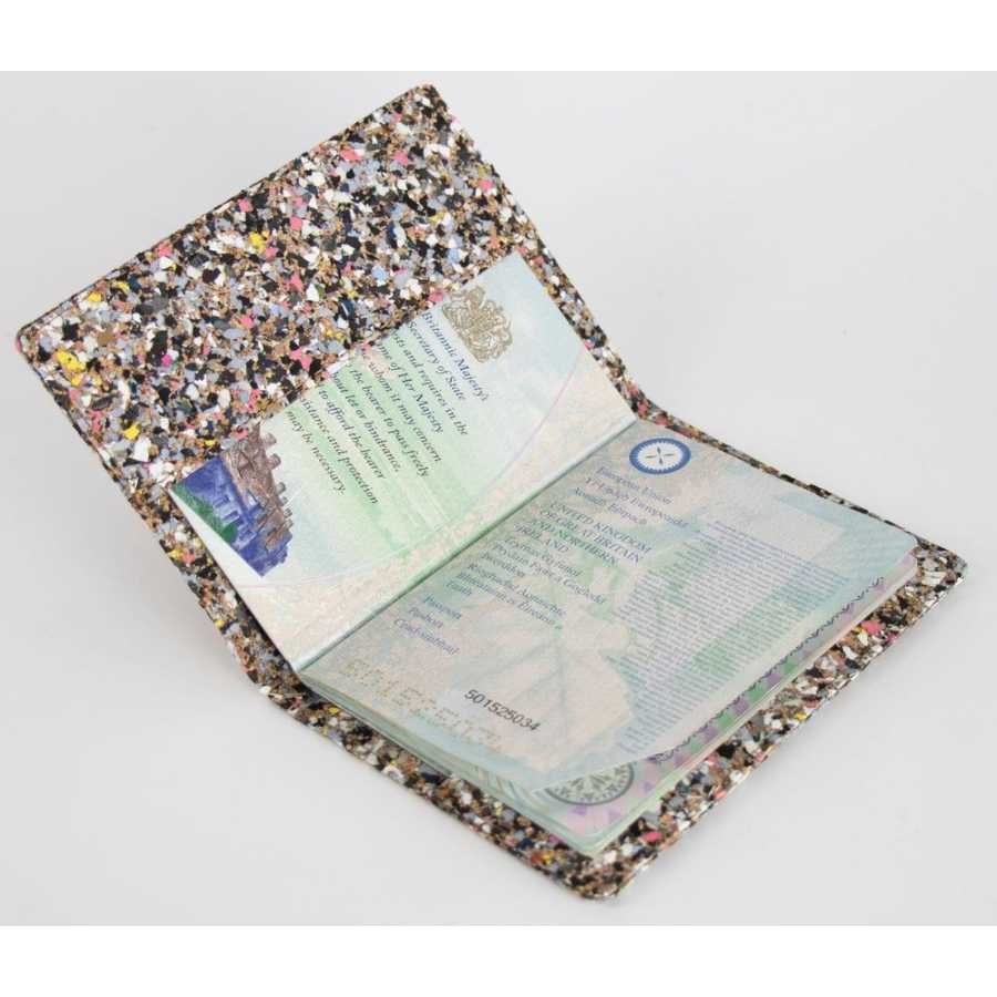 LIGA Beach Clean Passport Cover
