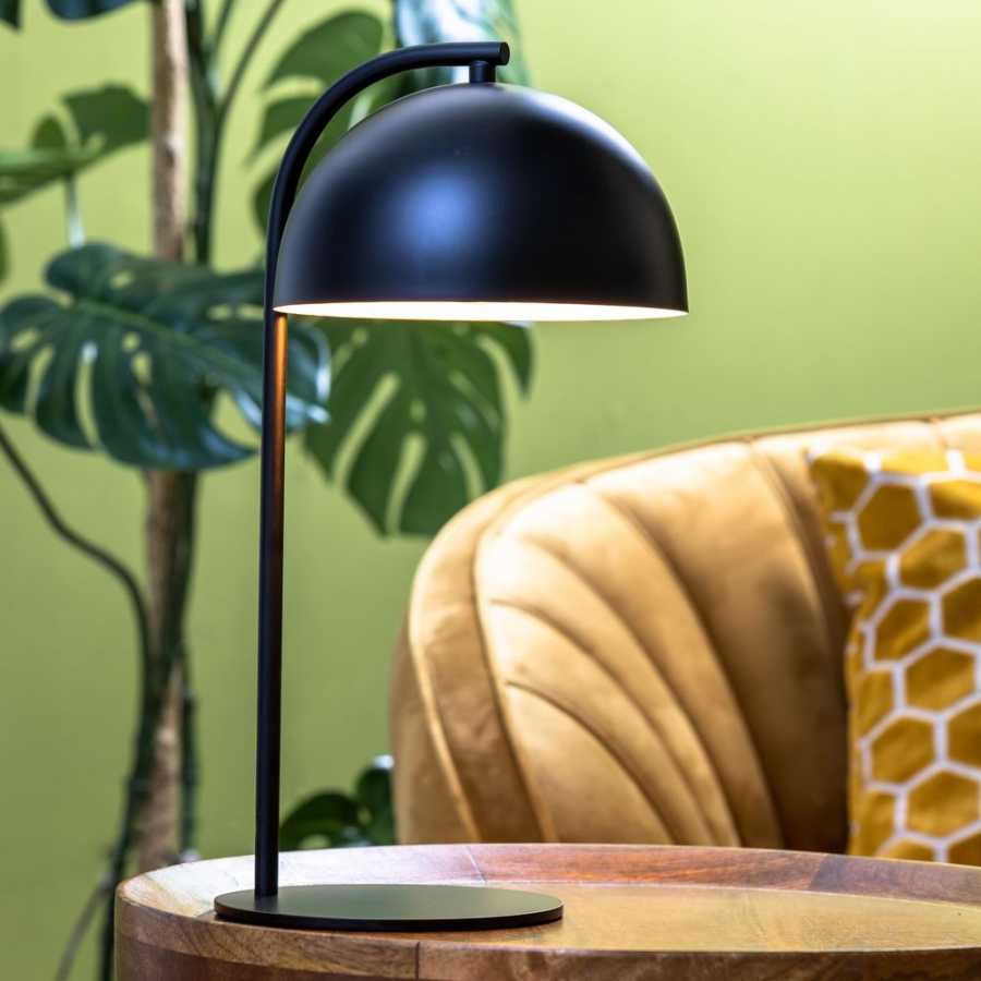 Light and Living Mette Table Lamp - Black