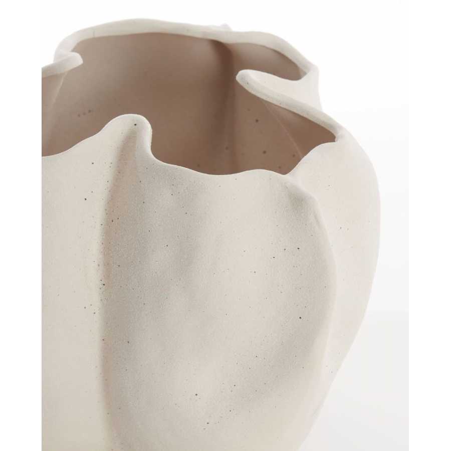 Light and Living Sanguli Low Vase - Cream