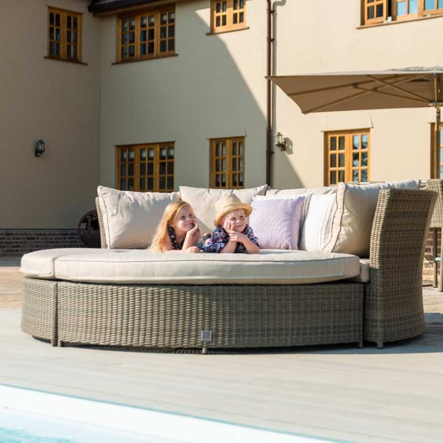 Maze Winchester Outdoor Sofa Set & Daybed With Rising Table