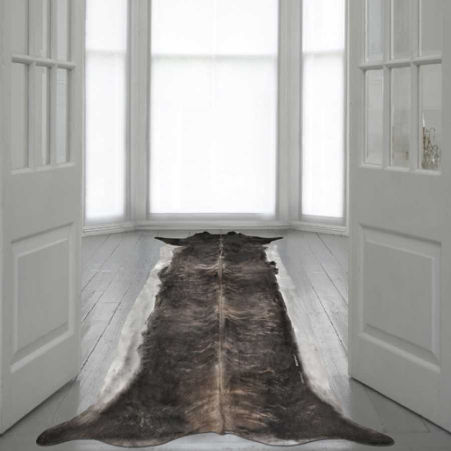 Mineheart Super Long Stretched Cowhide Rugs - Natural Brown