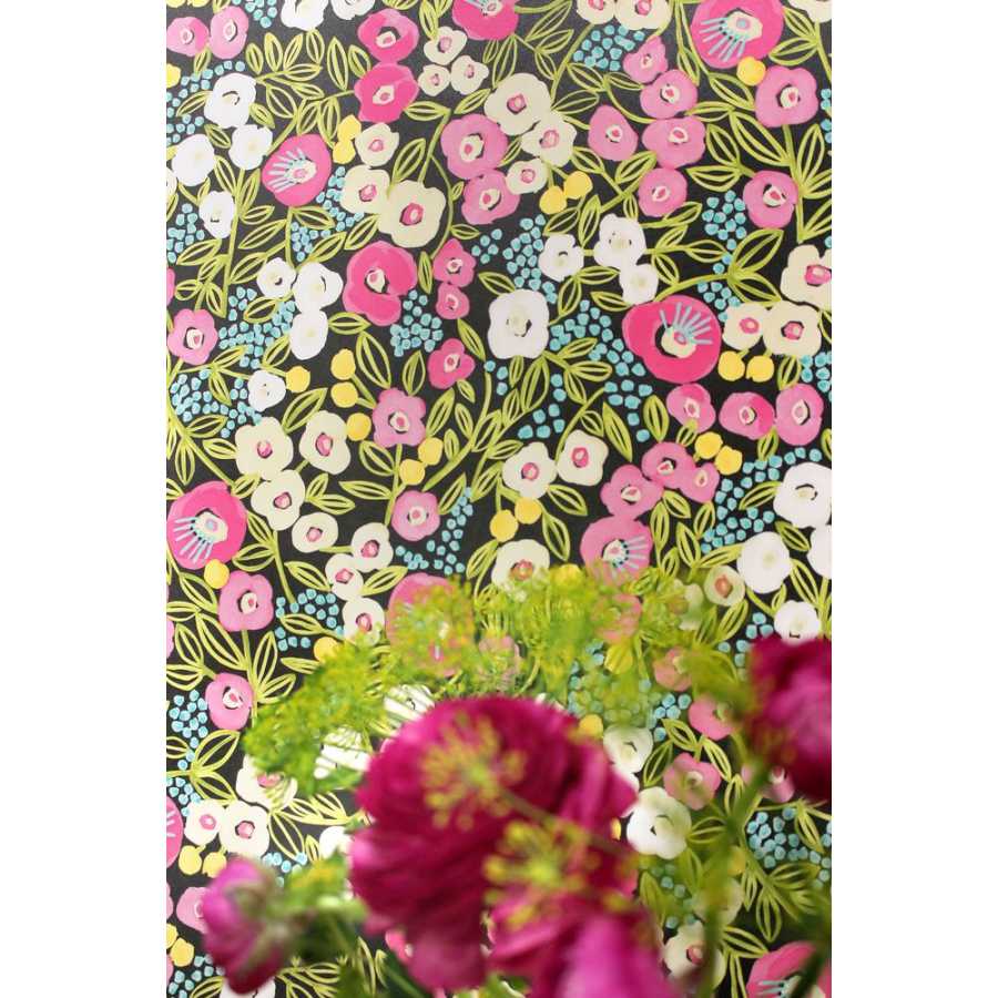 Ohpopsi Glasshouse Flora Ditsy GHS50113W Wallpaper - Fuchsia & Jet